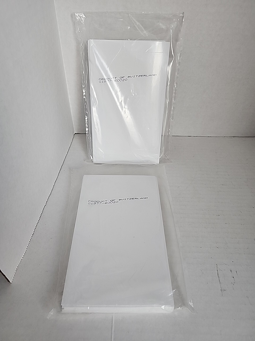 2 PACKAGES OF HP PREMIUM PLUS PHOTO PAPER 4″ X 6″-SWITZERLAND Q1977-60020