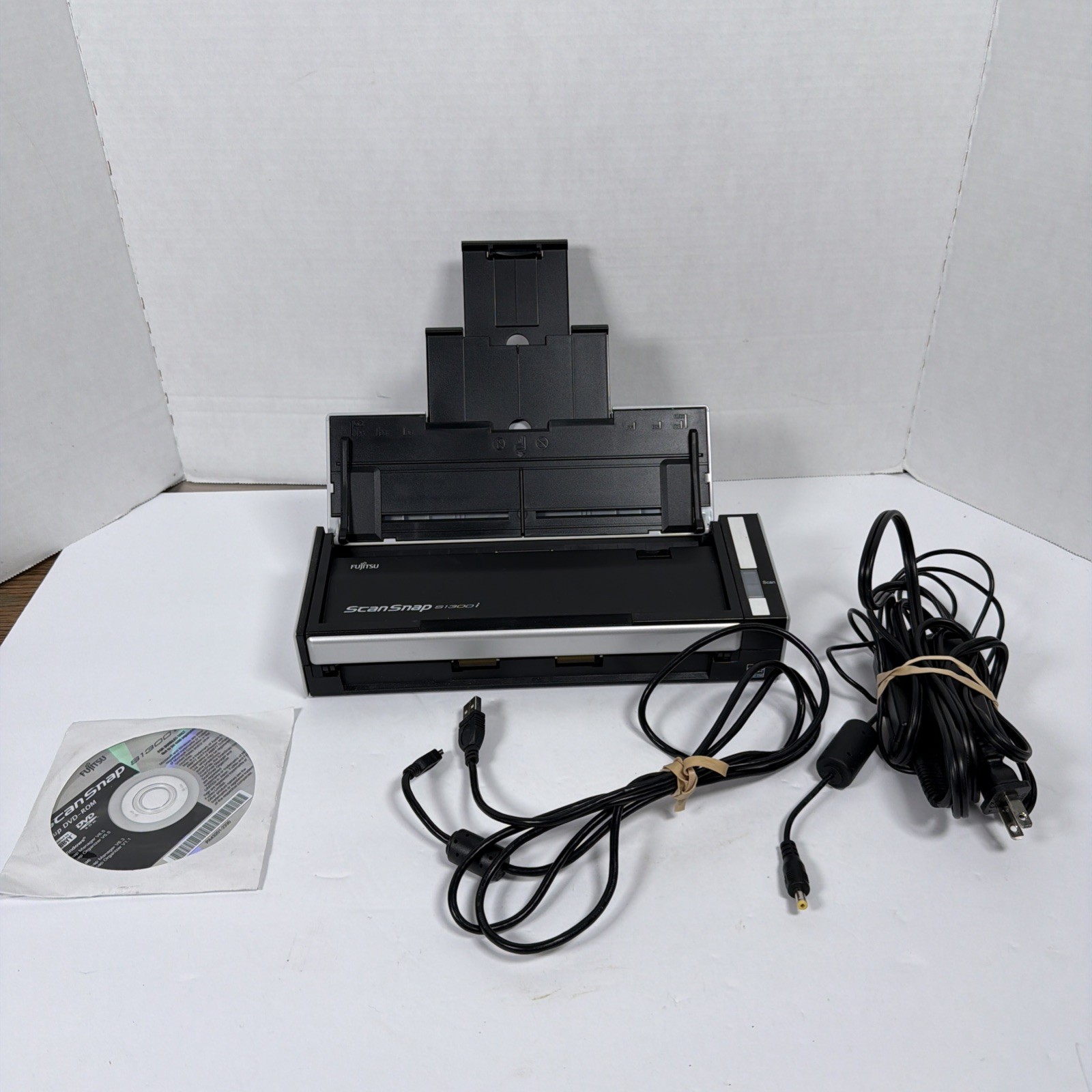 Fujitsu ScanSnap S1300i Portable Color Duplex Document Scanner | TESTED