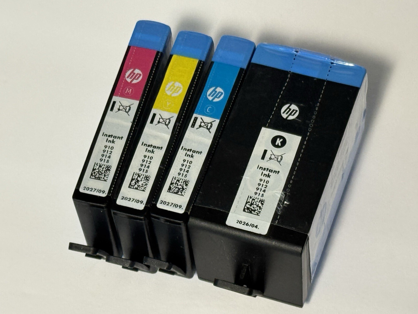 HP 910 Ink Cartridge Genuine 4-Pack Black, Cyan, Magenta, Yellow Exp. 2026/2027