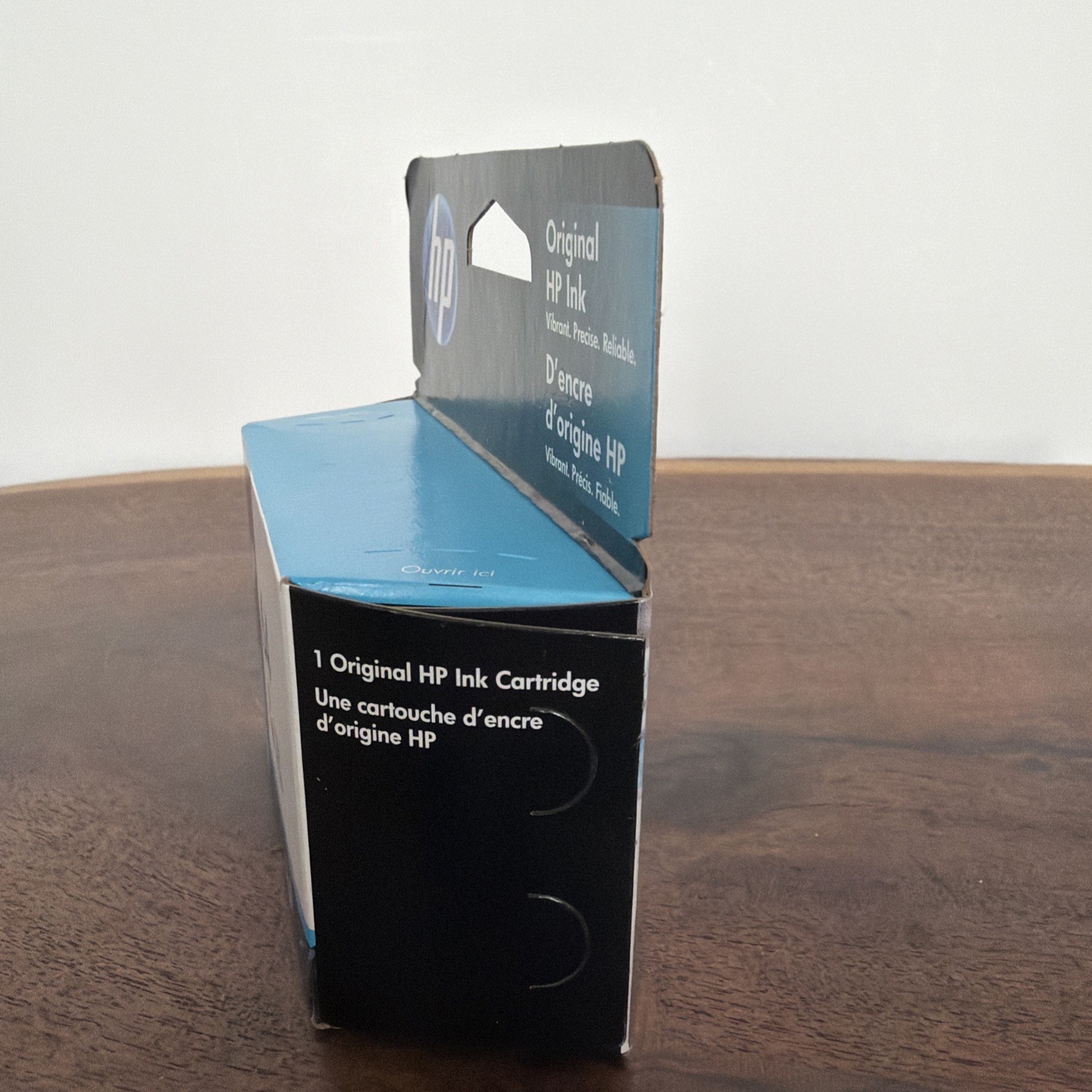 HP #64 Tri Color Ink Cartridge 64 N9J89AN Genuine New Use By – May 2023