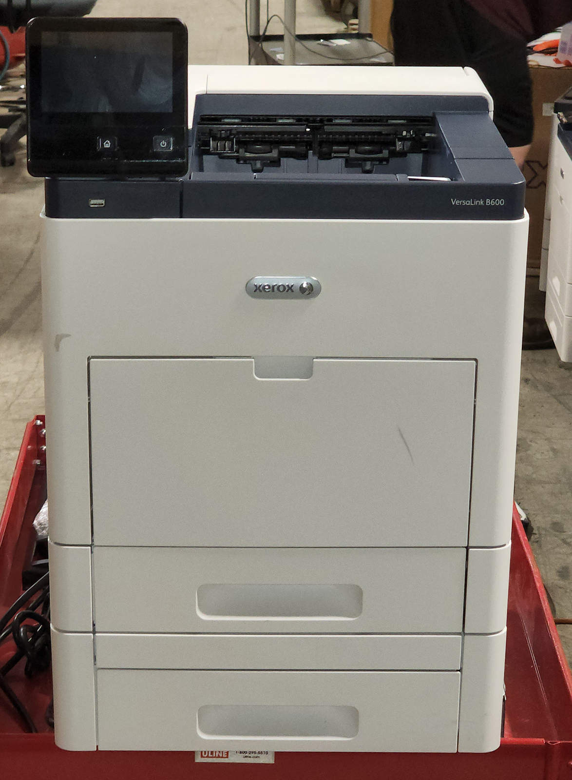 Xerox VersaLink B600DN B&W Printer & 097S04949 550-Sheet Feeder Tray