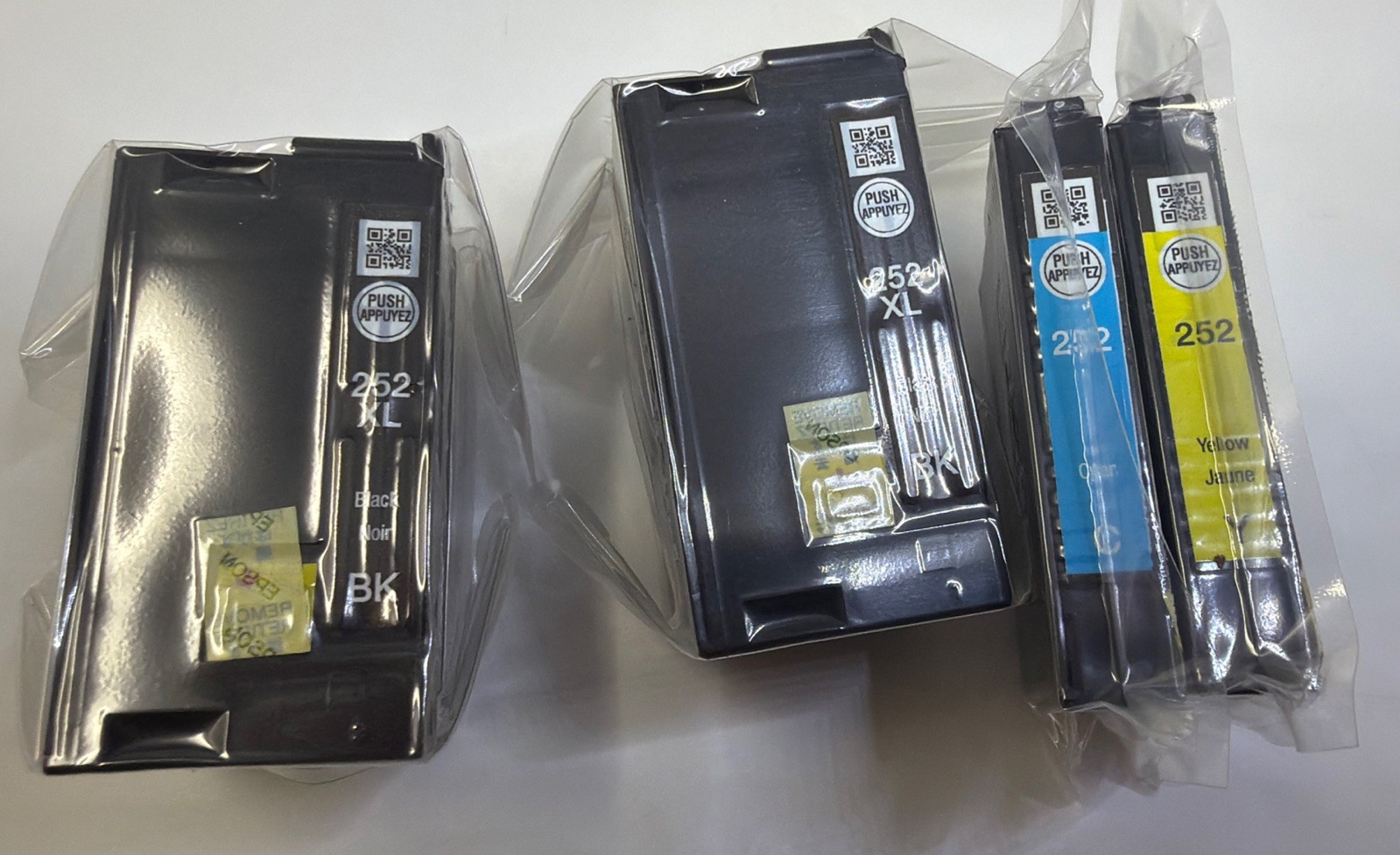 4 Pack Genuine Epson 252 Ink Cartridge 2 Black XL + Cyan Yellow SEALED