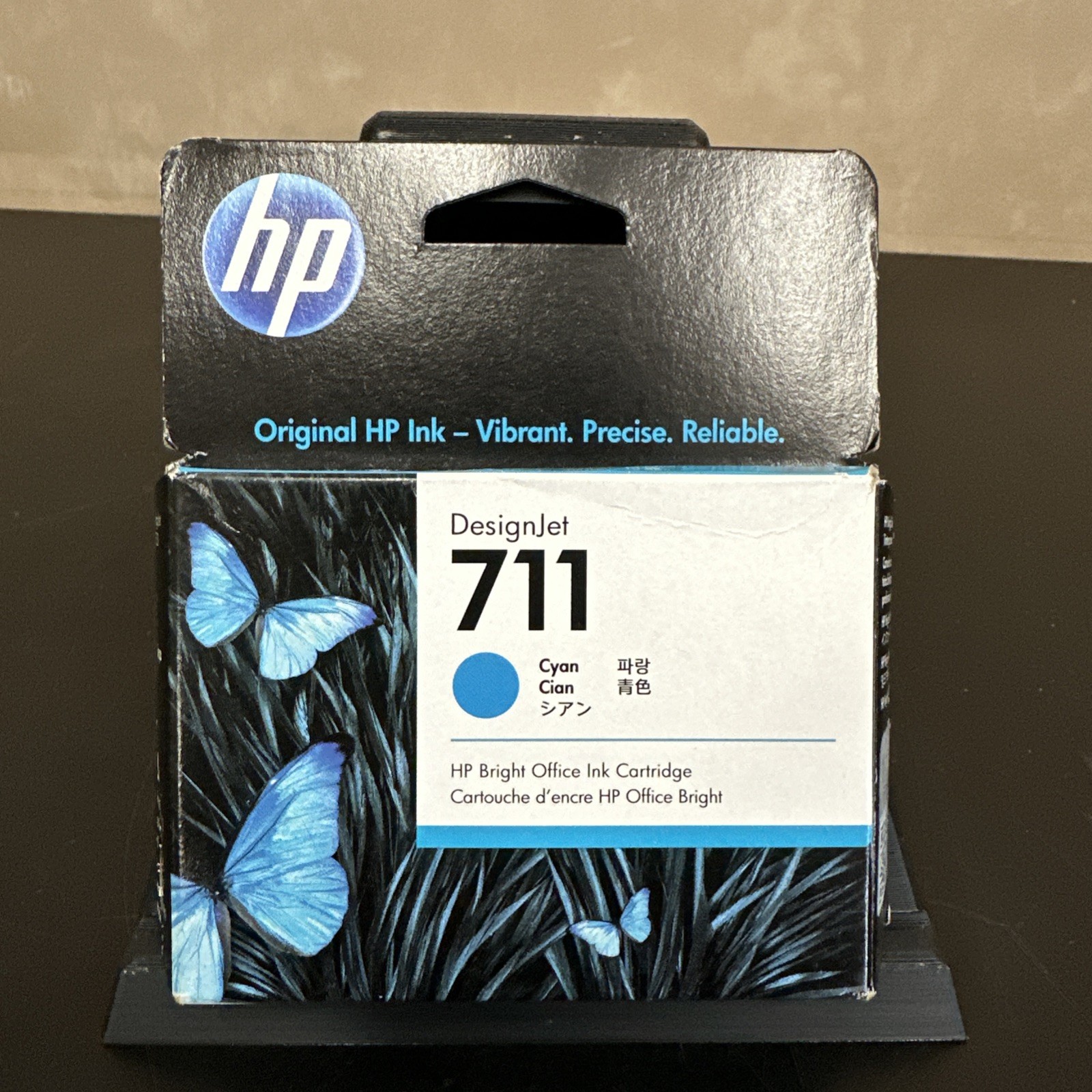 HP 711 29-ml Cyan DesignJet Ink Cartridge, CZ130A EXP: 10/2027