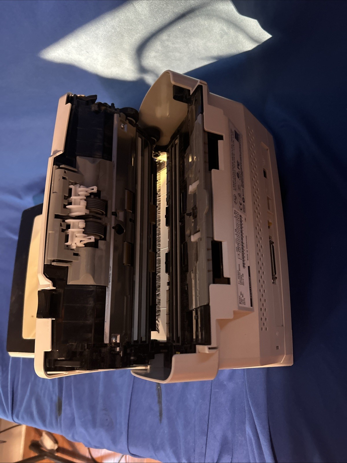 Fujitsu fi-6240Z Flatbed High Speed 600 DPI Document Scanner READ