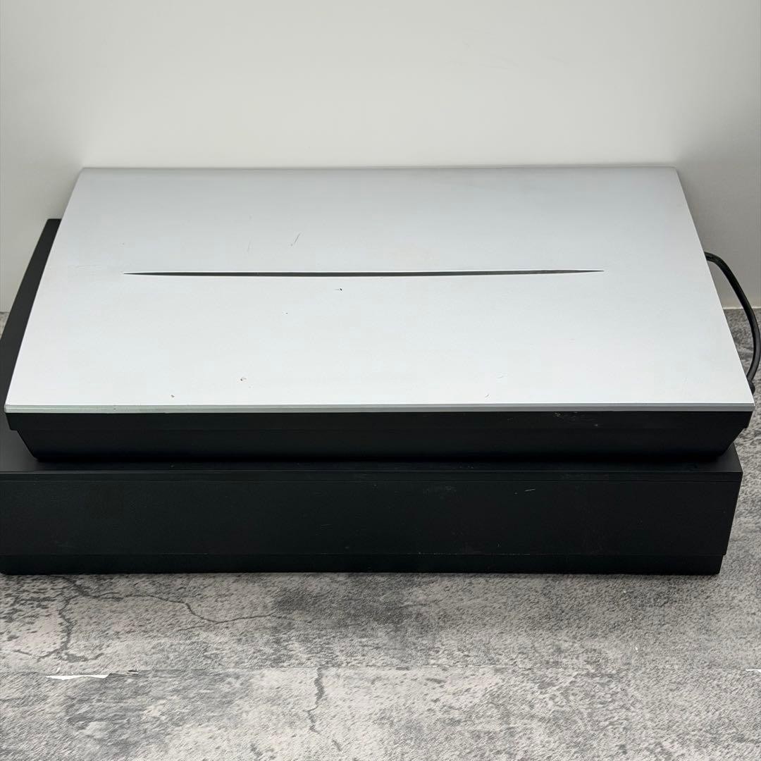 EPSON GT-X970 V750 Pro Flatbed CCD Film Scanner 6400dpi Tested Working Japan