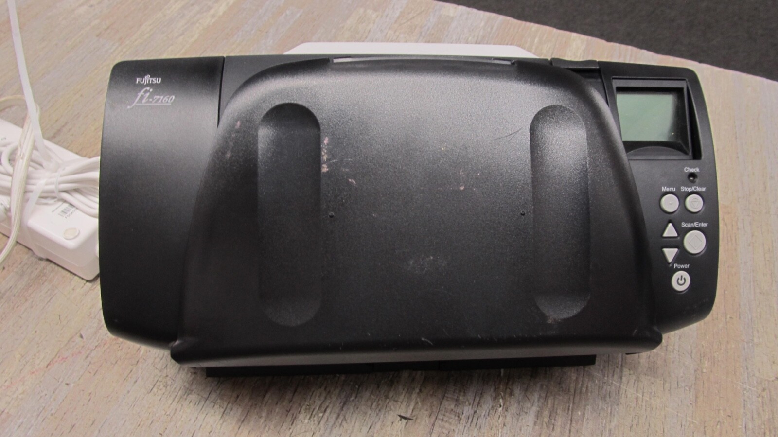 Fujitsu fi-7160 Scanner.MISSING BACK PAPWER TRAY. FREE SHIPPING