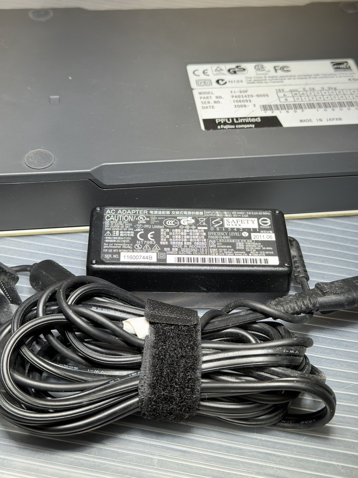 Fujitsu fi-60F Compact Mini Flatbed A6 Size Desktop Scanner, scratched glass