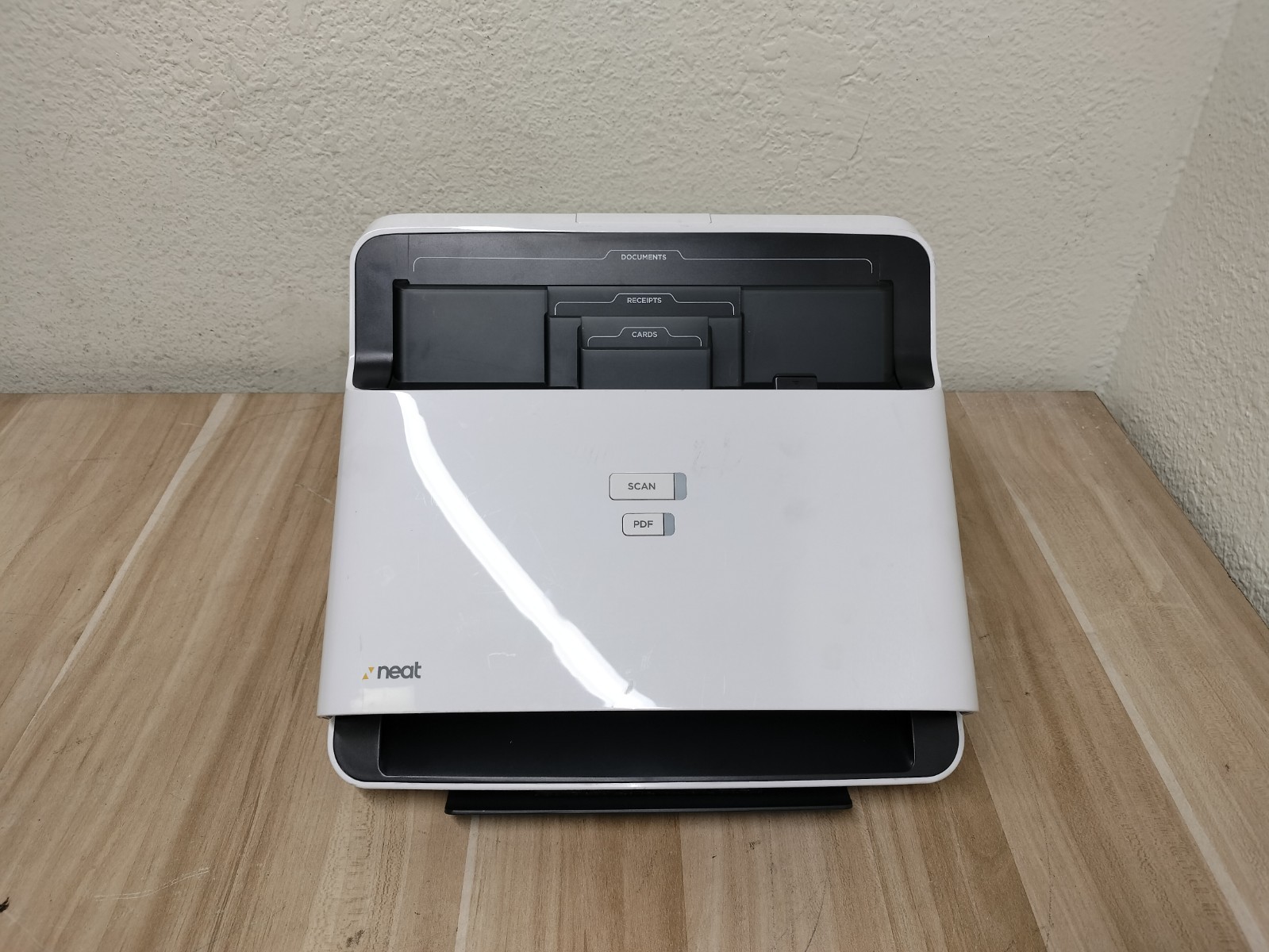 Neat NeatDesk Desktop Scanner Digital Filing System for Mac/Windows ND-1000