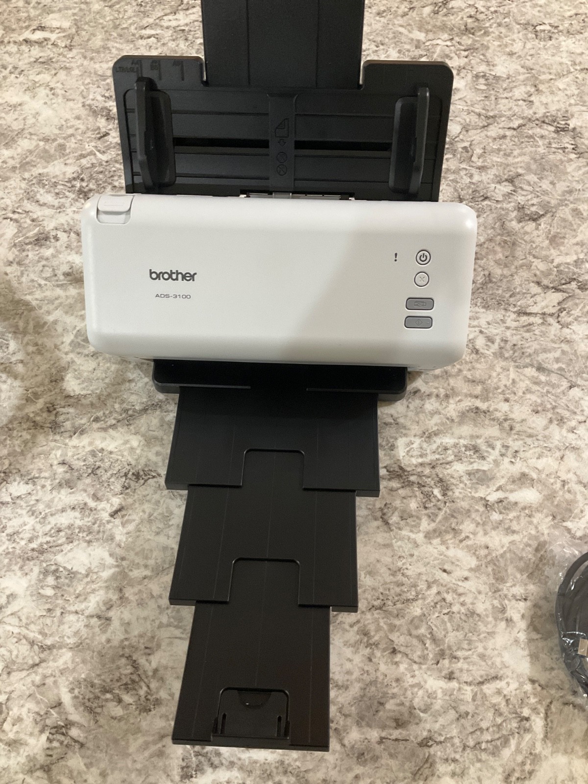 Brother ADS-3100 Duplex Sheetfed Document Scanner USB 3.0 600×600 DPI A4