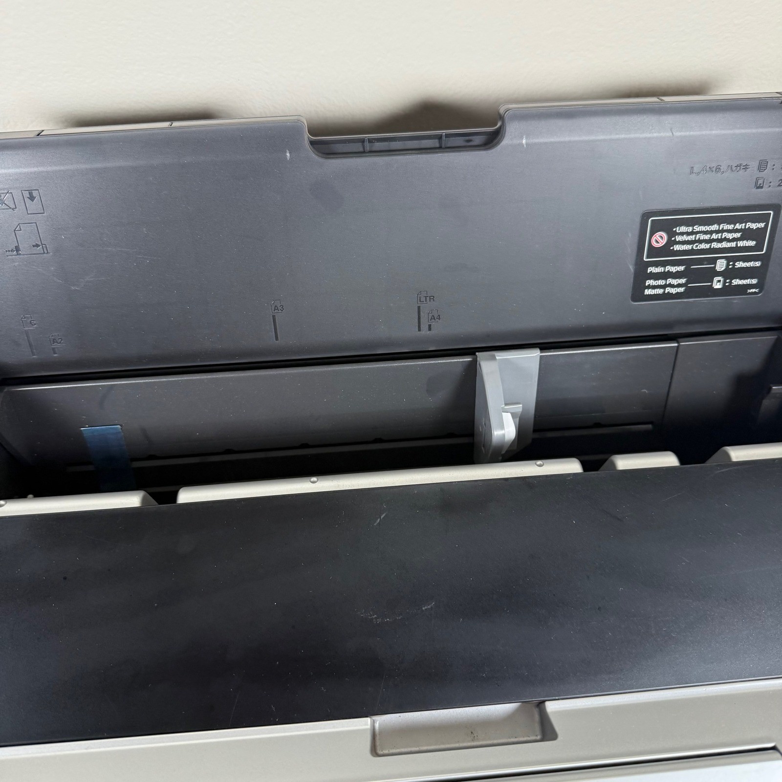 Epson Stylus Pro 3800 Wide Format Inkjet Printer UltraChrome K3 Silver Black