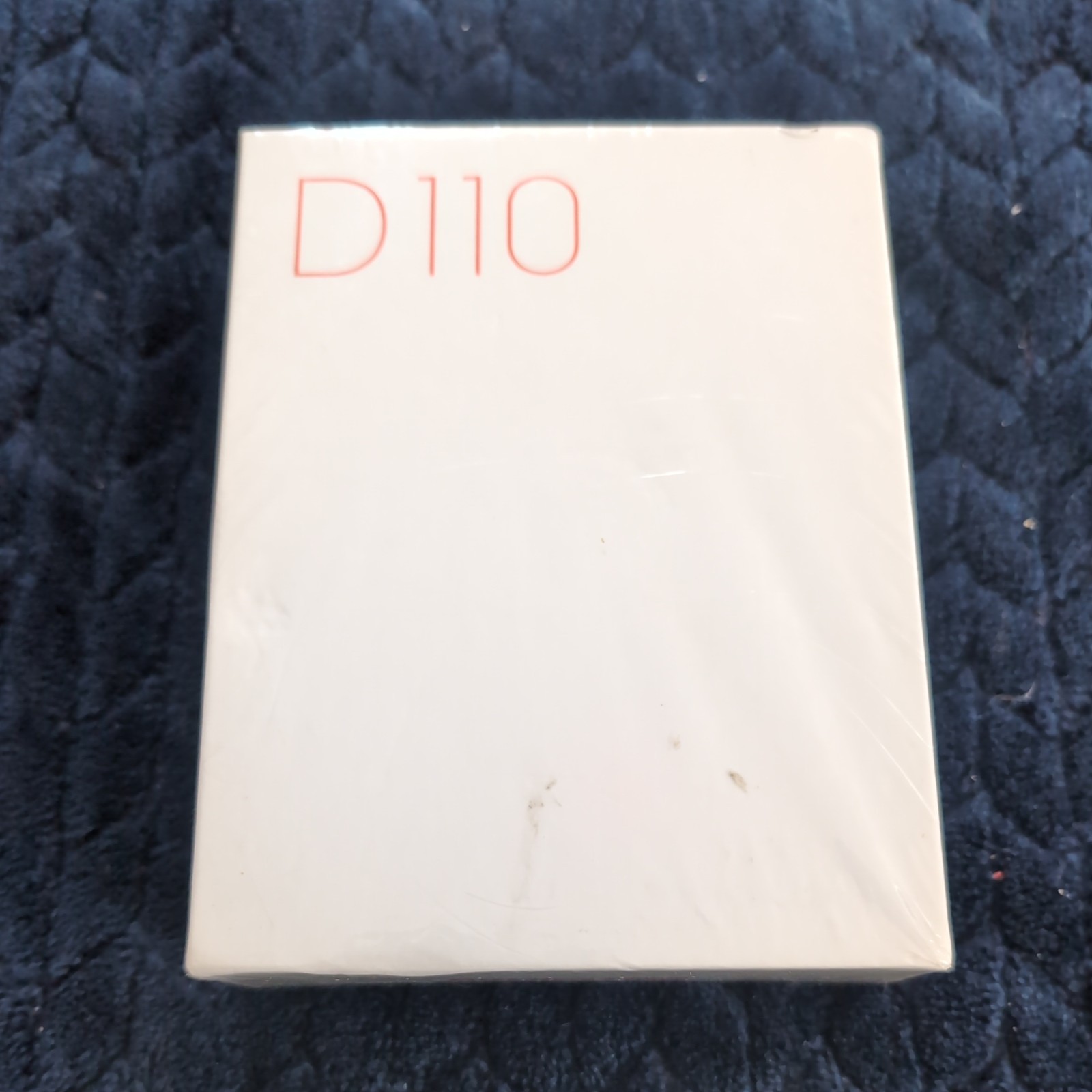 NIIMBOT D110 Thermal Label Maker – White brand new sealed