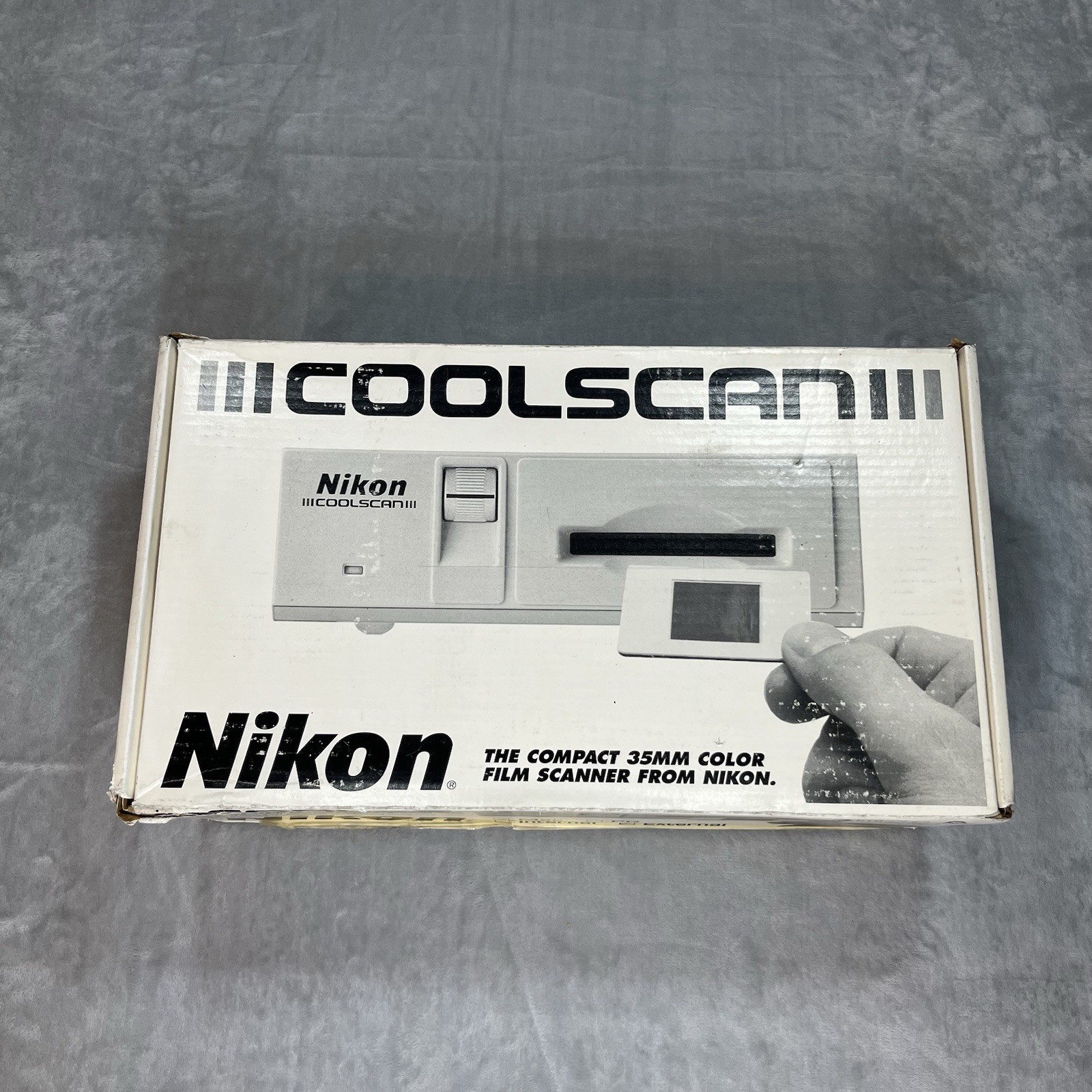 Nikon Coolscan LS-10E 35mm SCSI Film Scanner Powers On w/ Box & Software