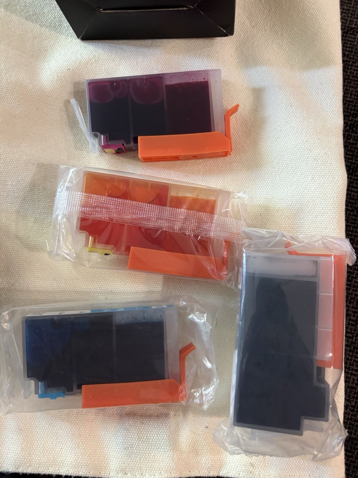 HP 910XL replacement Cartridges, 3 Black, 2 Yellow, 2 Magenta, 2 Cyan
