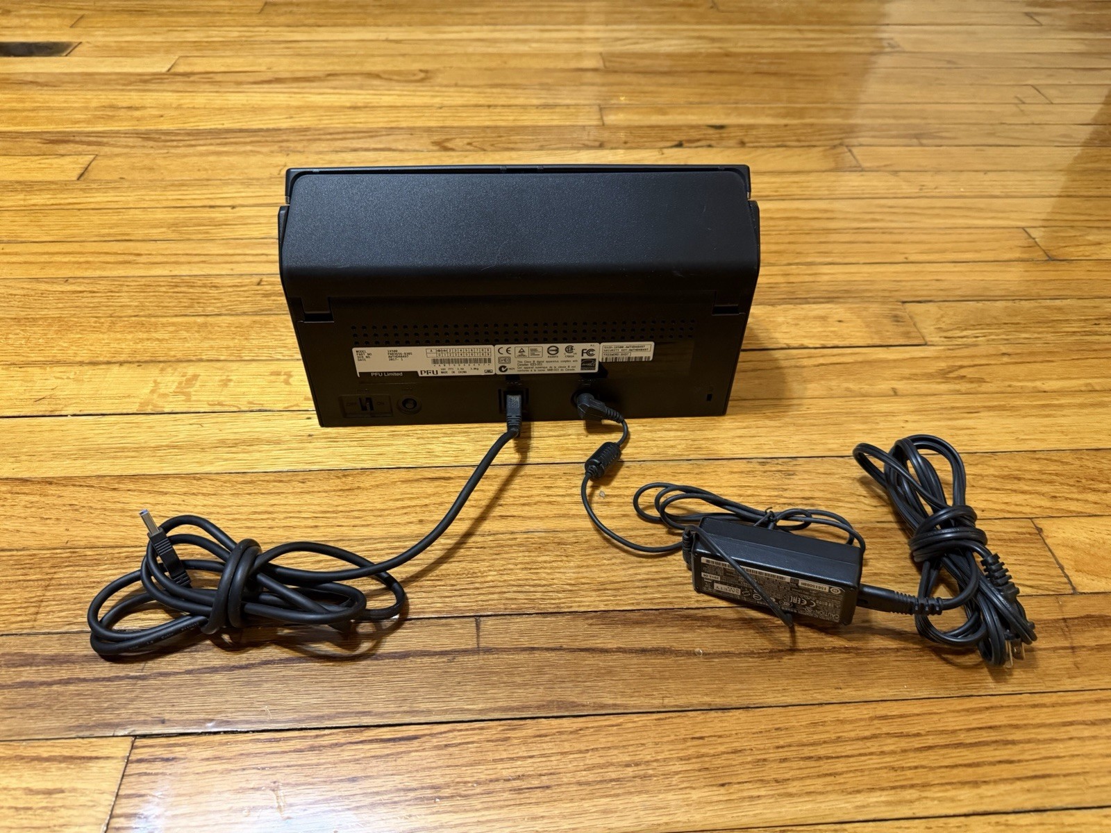 Fujitsu ScanSnap ix500 Wireless Document & Image Scanner w/Pwr Supply & USB LotA