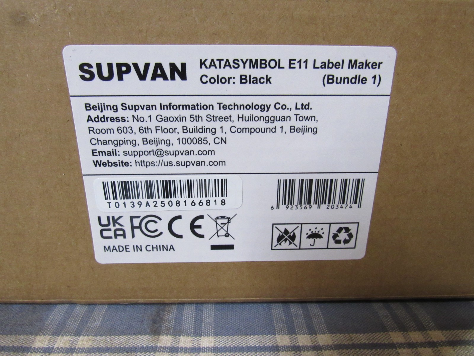 SUPVAN E11 Bluetooth Label Maker with 4 Tapes Smart App Printing FREE SHIPPING.