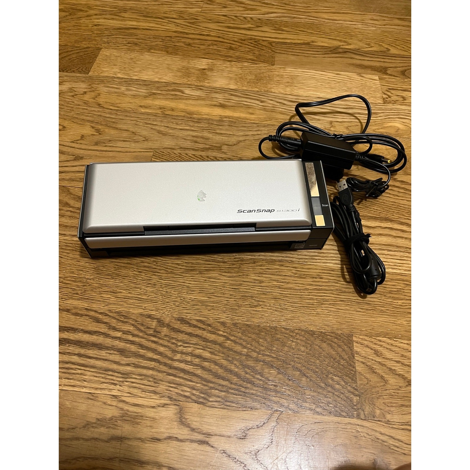 Fujitsu ScanSnap S1300i Compact Document Scanner USB & Power Adapter