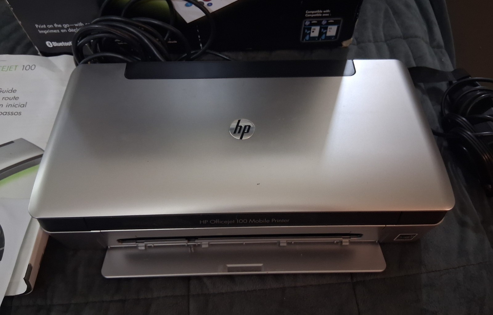 HP OFFICEJET 100 MOBILE BLUETOOTH PRINTER CN551a W/CORDS AND INSTRUCTIONS USED