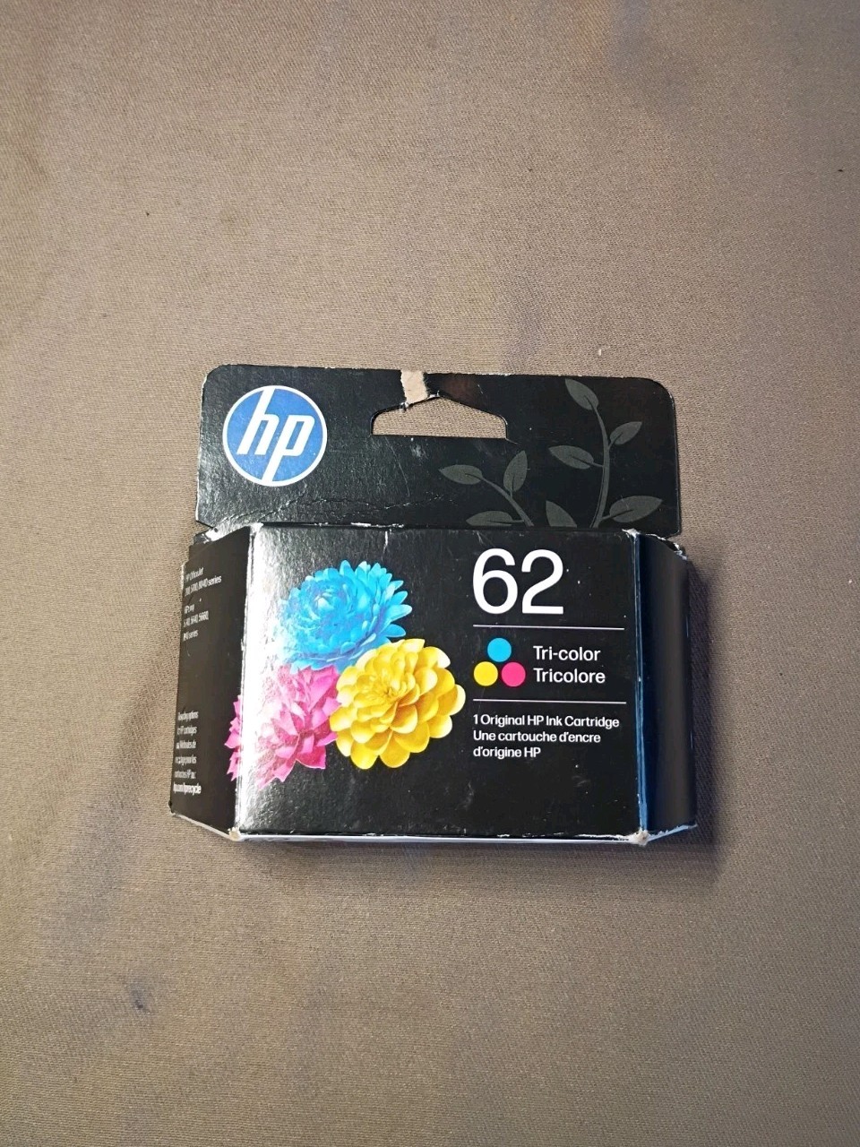 HP 62 Tri-color Ink Cartridge, Works w/ HP ENVY 5540, 5640, 5660 Exp. 01/2028