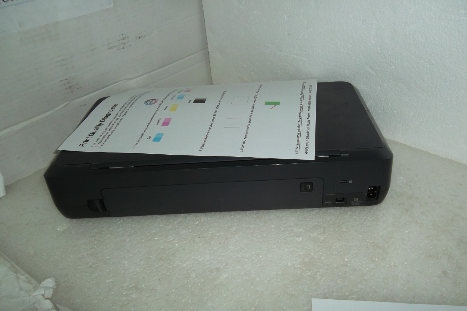 HP OfficeJet 200 Mobile Printer Wireless USB 2″ Color LCD CZ993A Good Battery