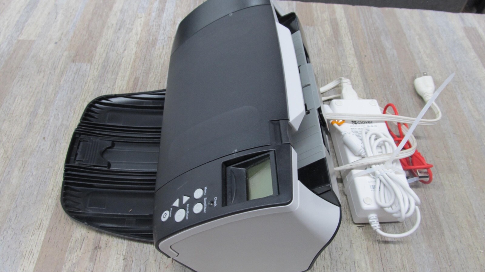 Fujitsu fi-7160 Scanner.MISSING BACK PAPWER TRAY. FREE SHIPPING