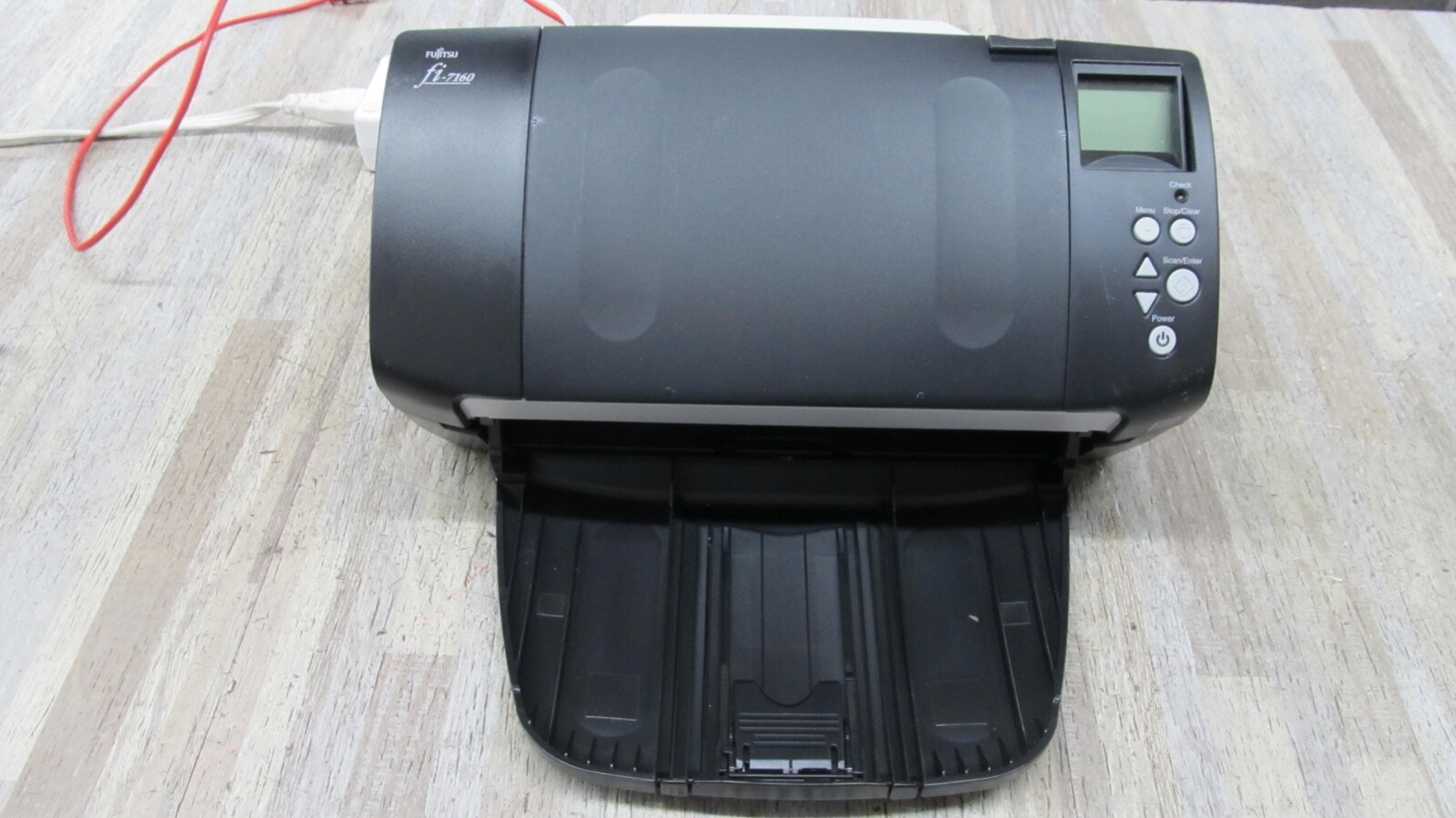Fujitsu fi-7160 Scanner.MISSING BACK PAPWER TRAY. FREE SHIPPING