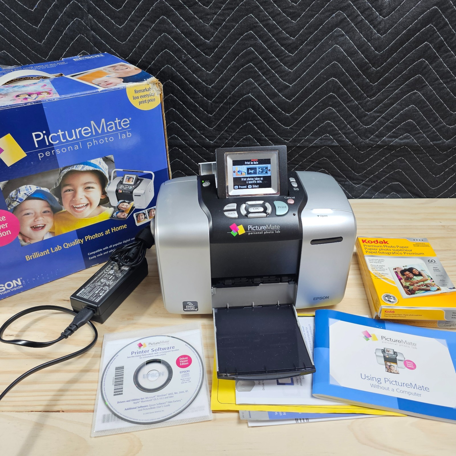 Epson PictureMate Deluxe PM500 B351A Personal Photo Printer + Photo Paper