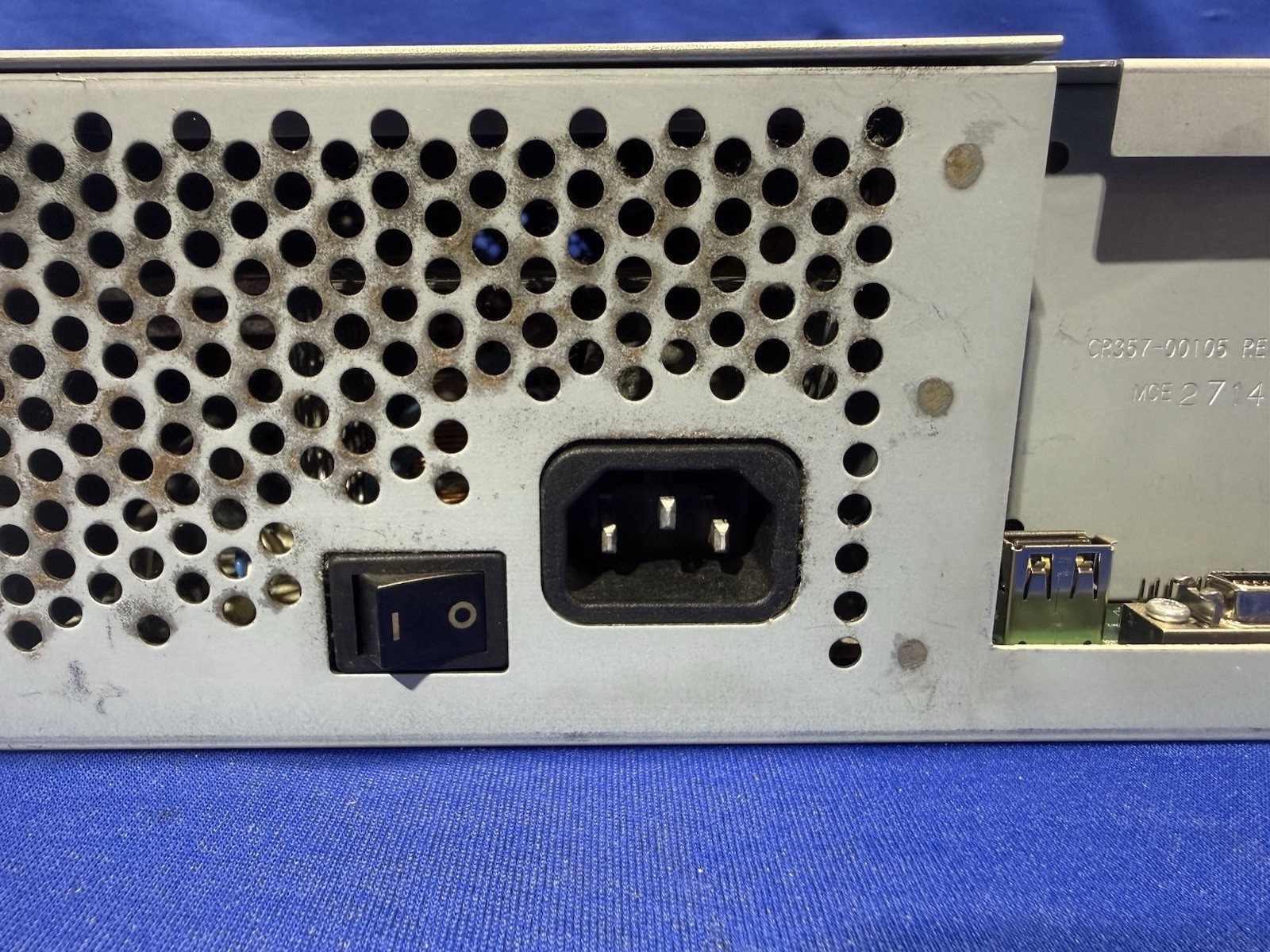 HP DesignJet T2500 E-Box CR357-80057 Main PCB, Formatter, PSU, Etc. – Powers On