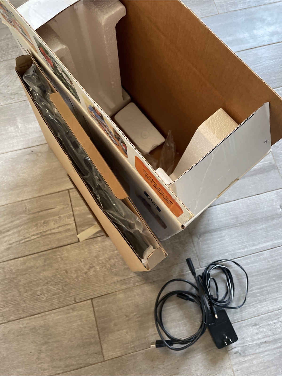 HP ScanJet 4600 Flatbed Scanner Open Box Complete w/ Cables & Stand