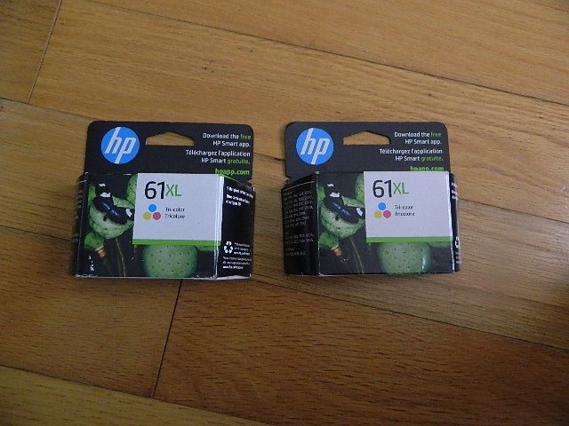 11-2026 GENUINE LOT 2 HP 61XL LARGE COLOR CARTRIDGES DeskJet 1000-3512 NEW SEALE