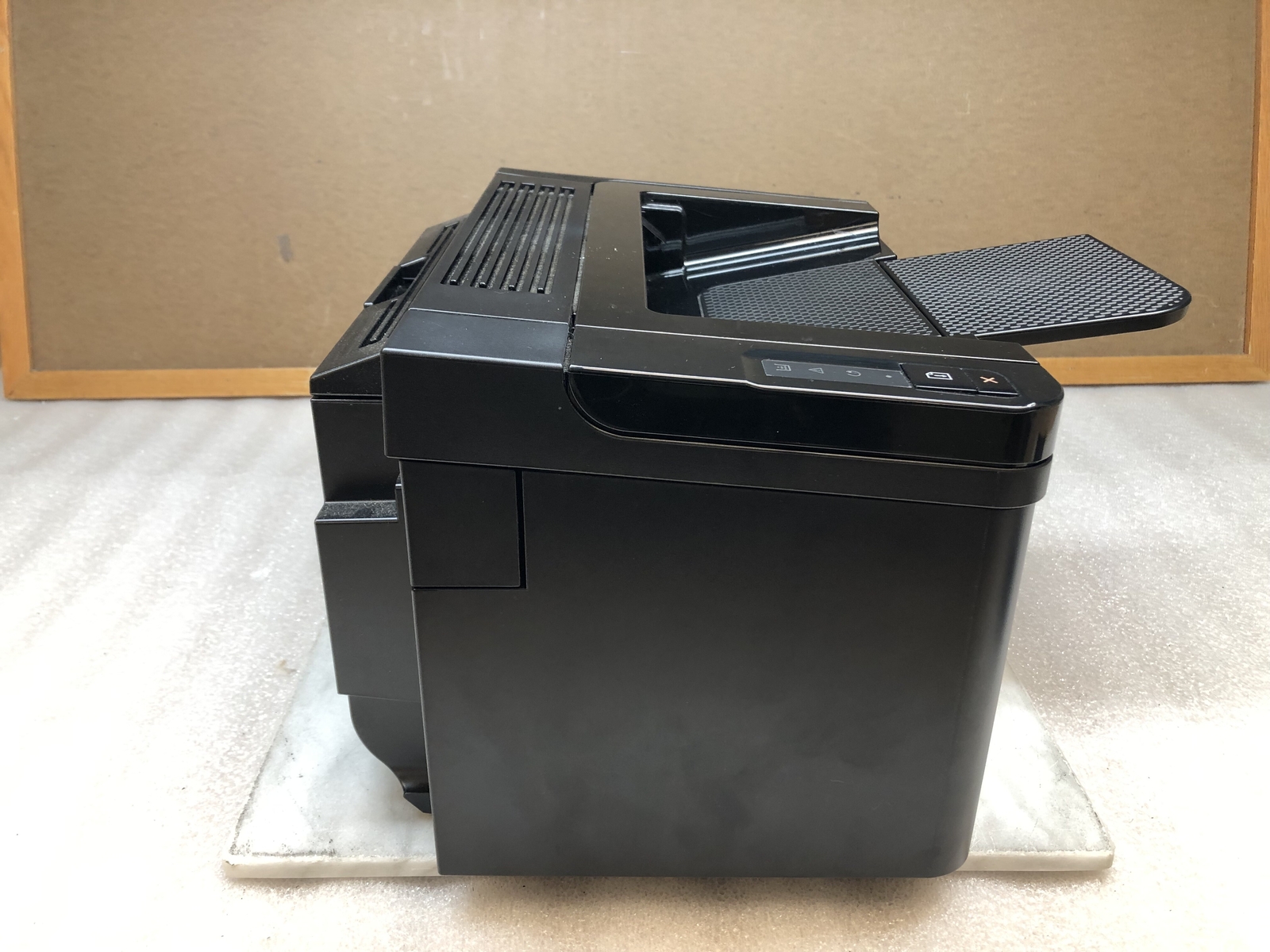 HP LaserJet P1606DN Monochrome Workgroup Printer CE749A Low pg ct Full Toner