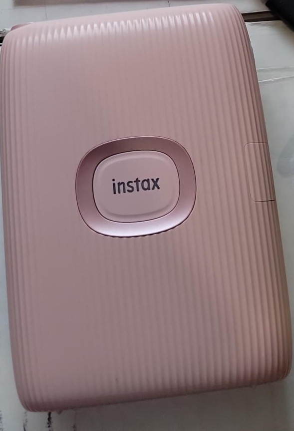 Fujifilm Instax Mini Link 2 Smartphone Printer – usb weir not in the box