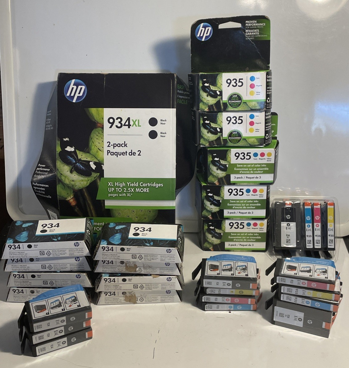 Lot (40) Genuine HP 934 935 Ink Cartridges Cyan Magenta Yellow Black New Expired