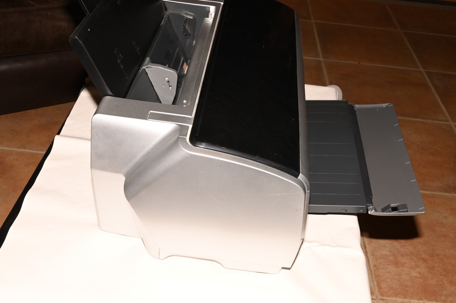 Epson Stylus Photo R2400 Digital Photo Inkjet Printer ( Read Description )
