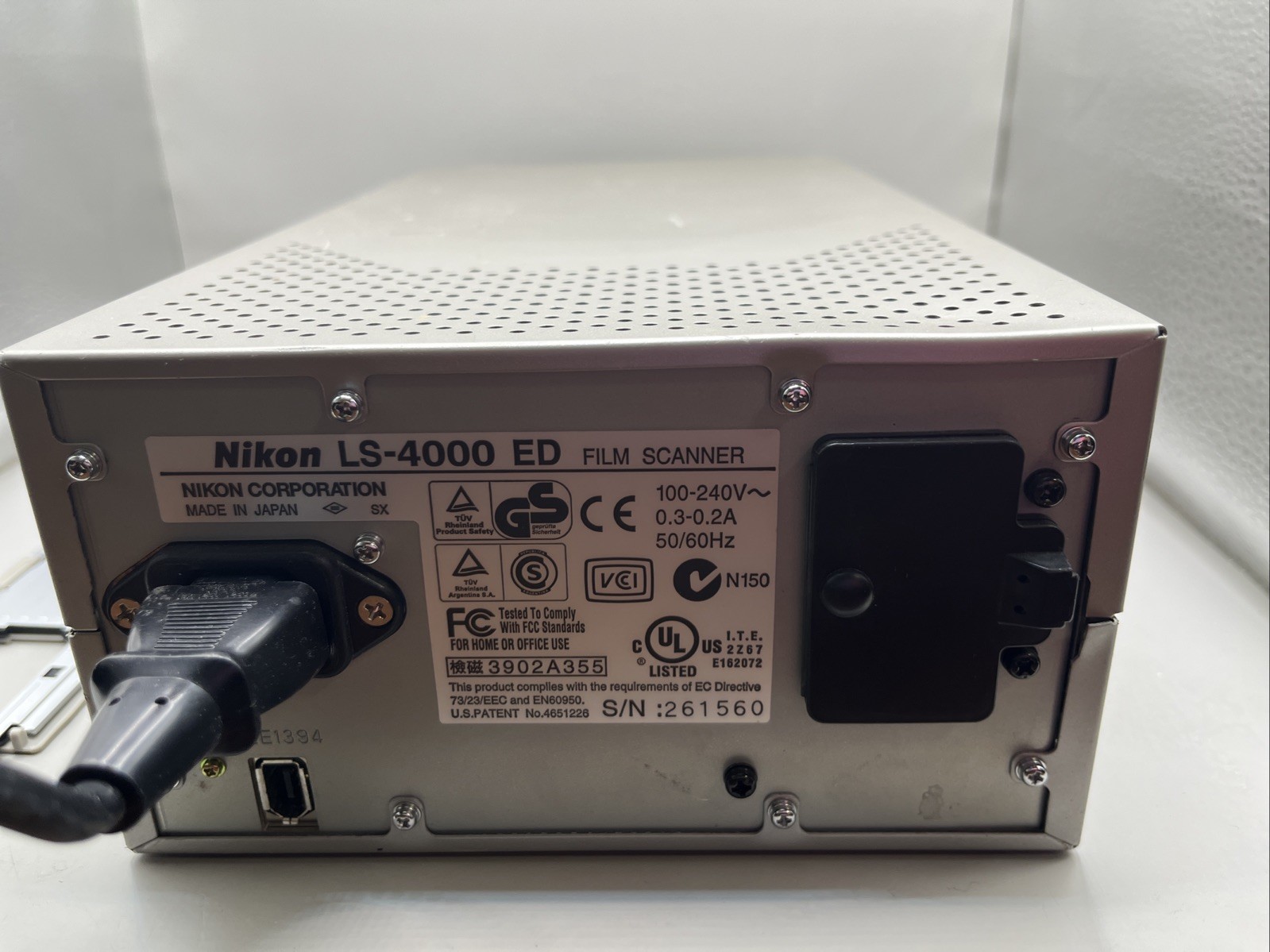 Nikon Super COOLSCAN 4000 ED Photo Slide & Film Scanner 35mm