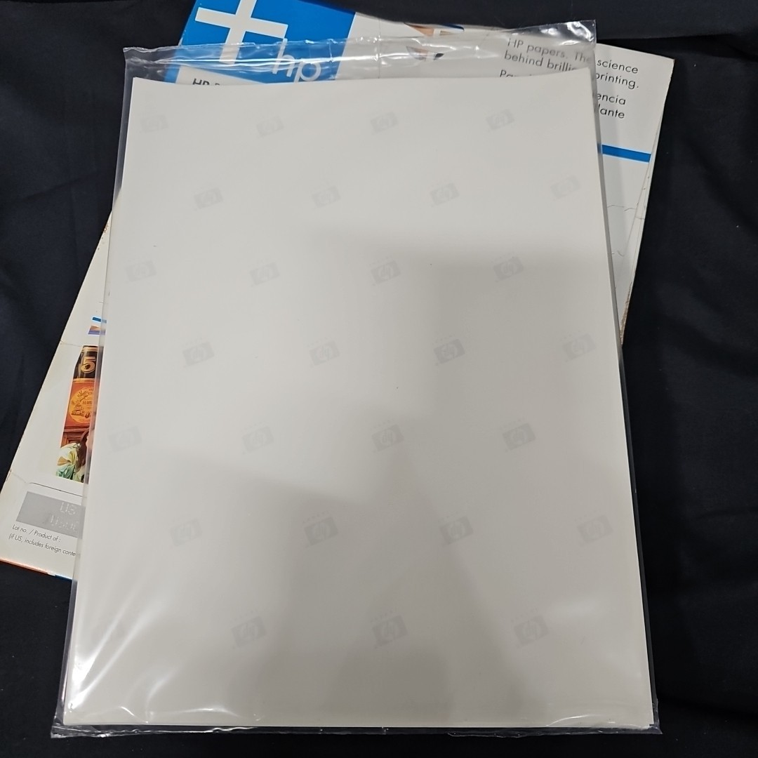 HP Premium Photo Paper, Glossy (15 Sheets, 8.5 x 11 In Box Open Bag Sealed