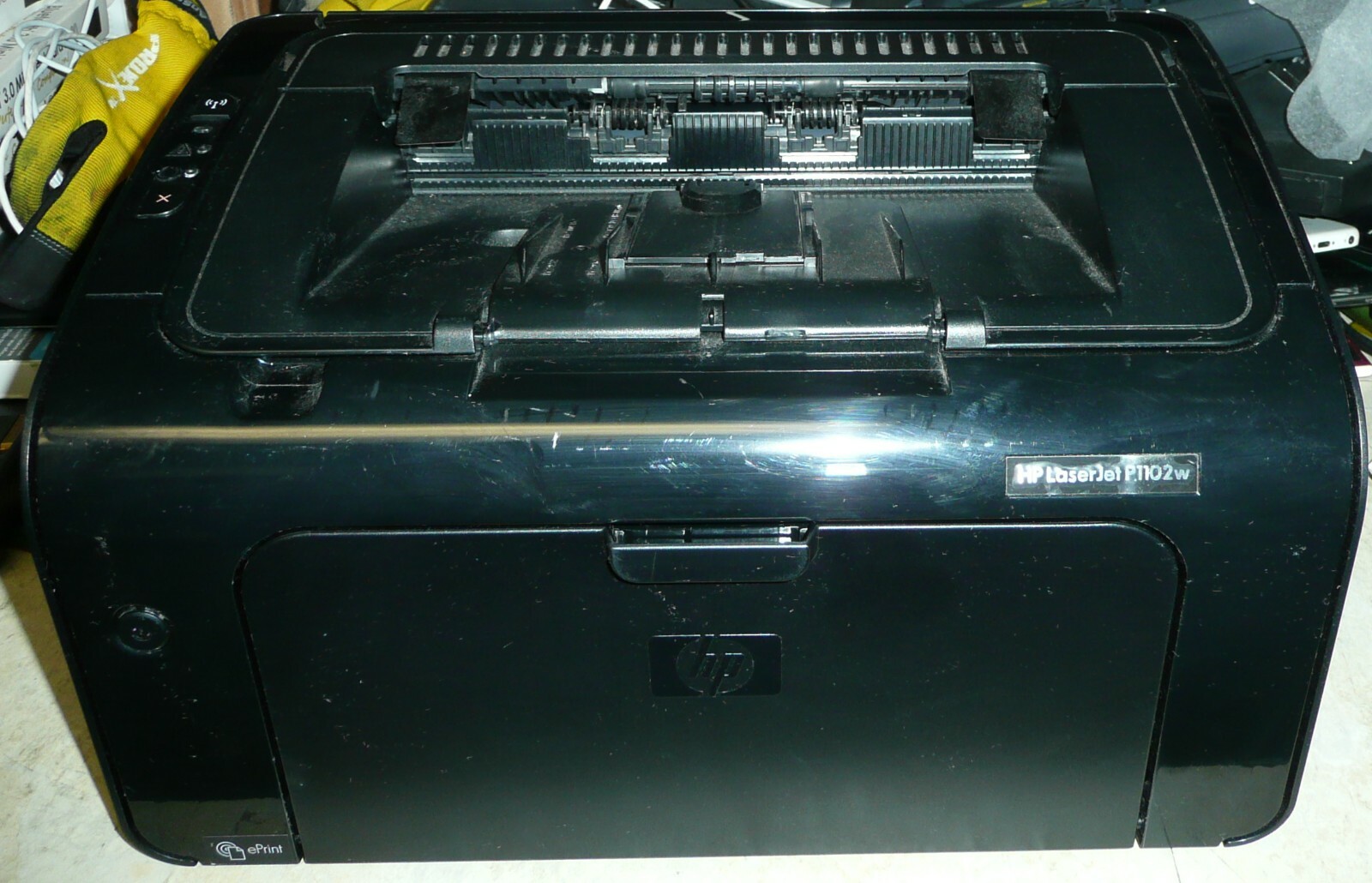 HP LaserJet P1102w USB Wireless Printer TESTED INCLUDES TONER – Under 100 pages!