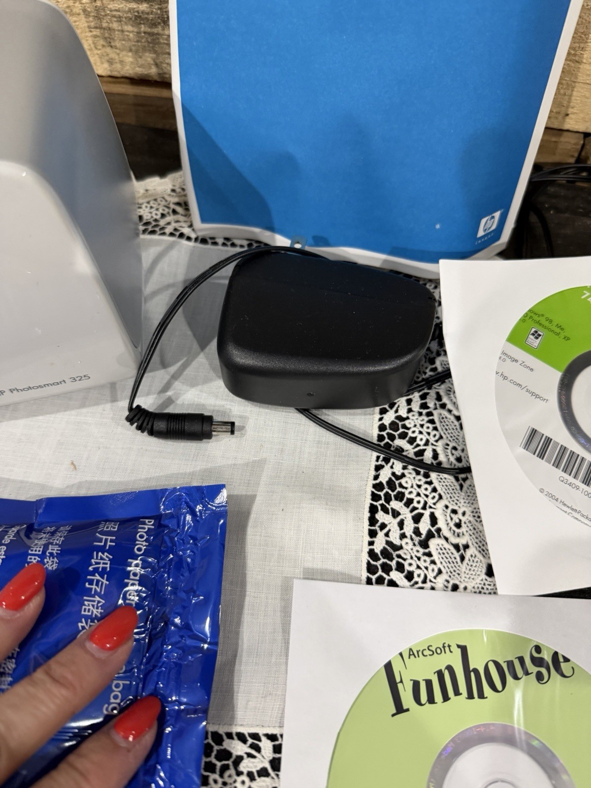 HP PhotoSmart 325 Inkjet 4×6 Color Photo Printer 4800×1200 USB Q3414A