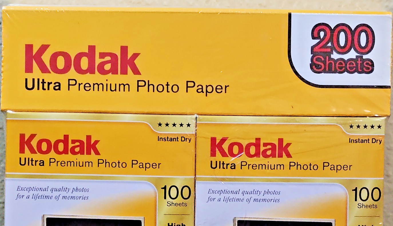 Kodak Ultra Premium Photo Paper High-Gloss 4″ x 6″ 200 Sheets for Inkjet