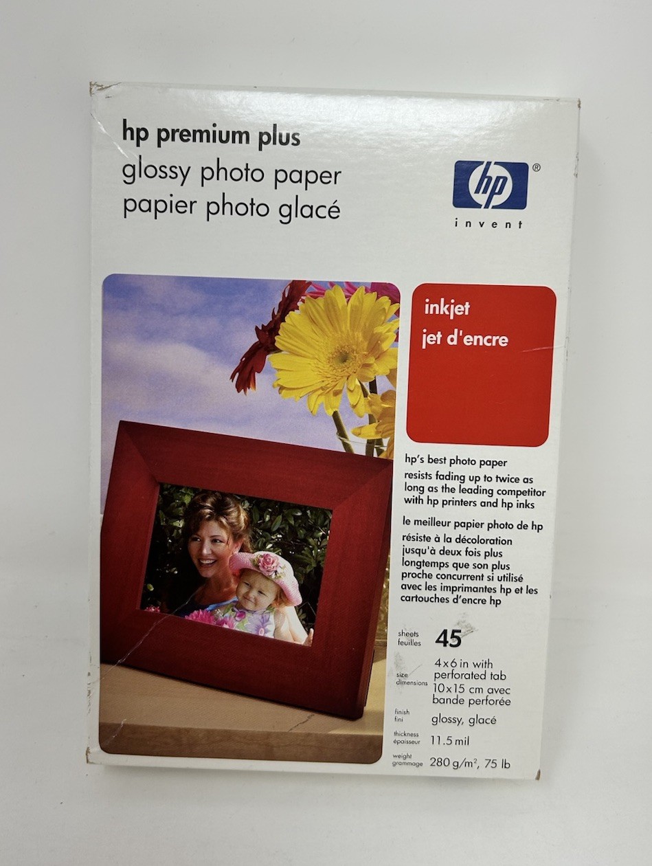 *NEW* HP Premium Plus Photo Paper CR668A- Glossy 4×6 – 100 Sheets – Free Ship!