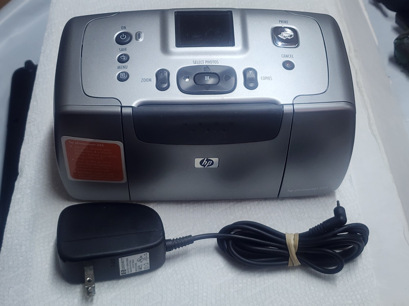 HP PHOTOSMART 245 INKJET 16 MB DIGITAL PHOTO PRINTER w/POWER ADAPTER M4.4