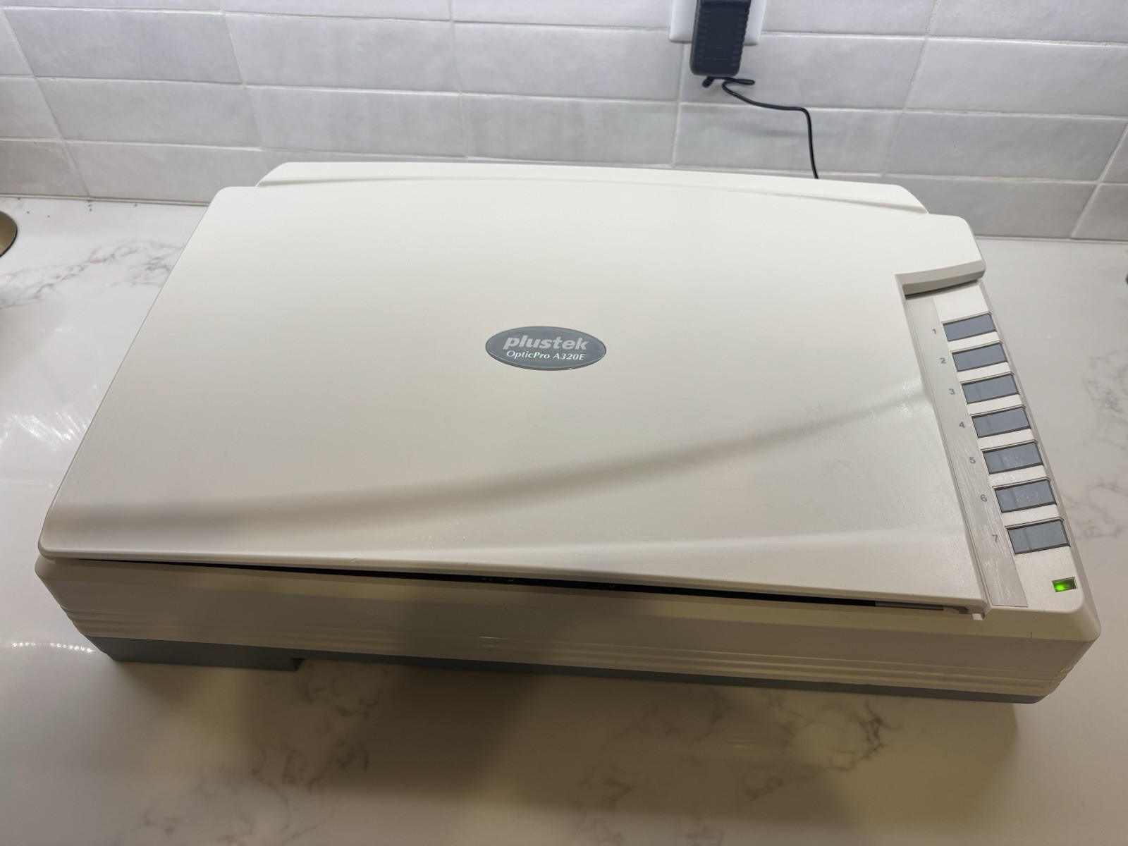 Plustek OpticPro A320E – A3 CCD Sensor Flatbed Scanner , 12″ x 17″ Mac, Windows
