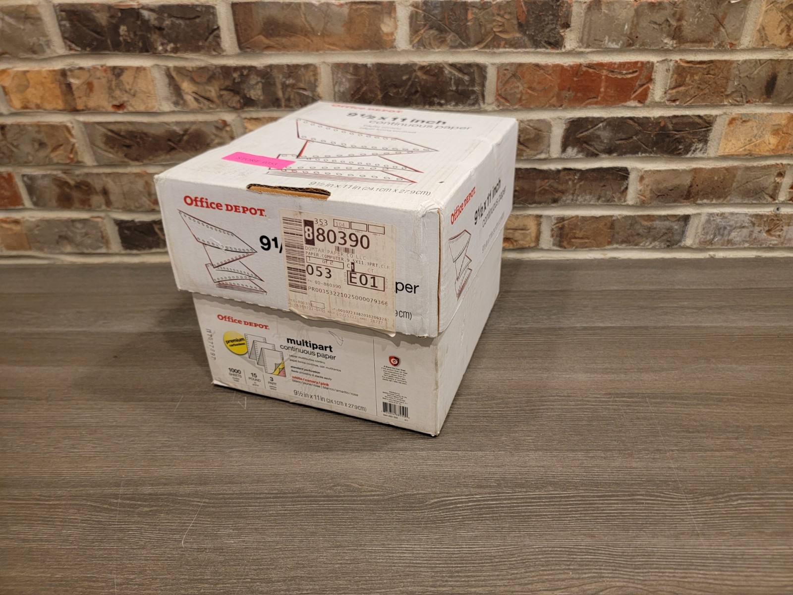 Continuous MultiPart Paper 9.5″x11″ 1000 Sheets White Yellow Pink Office Depot