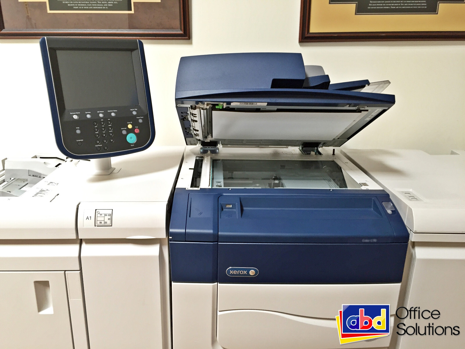 Xerox Color C60 Color Printer 1-Tray OHCF Std Finisher Integrated Fiery 65 ppm