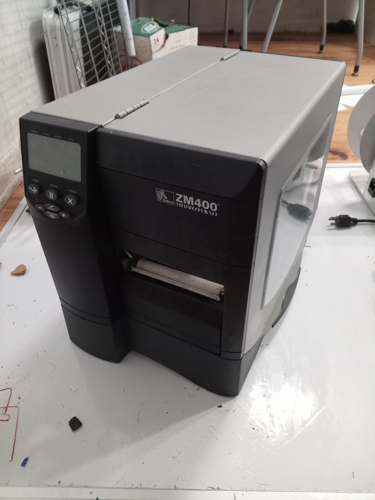 Zebra ZM400 Direct Thermal Label Barcode Printer ZM42Z-2001-4100D w/Peel Rewind