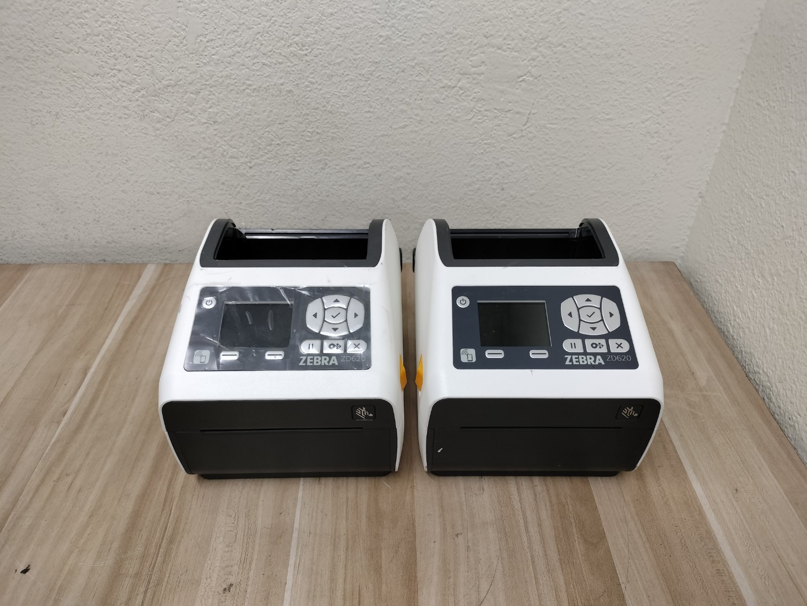 LOT OF 2 – Zebra ZD620 Direct Thermal Barcode Label Printer USB LAN Network BT