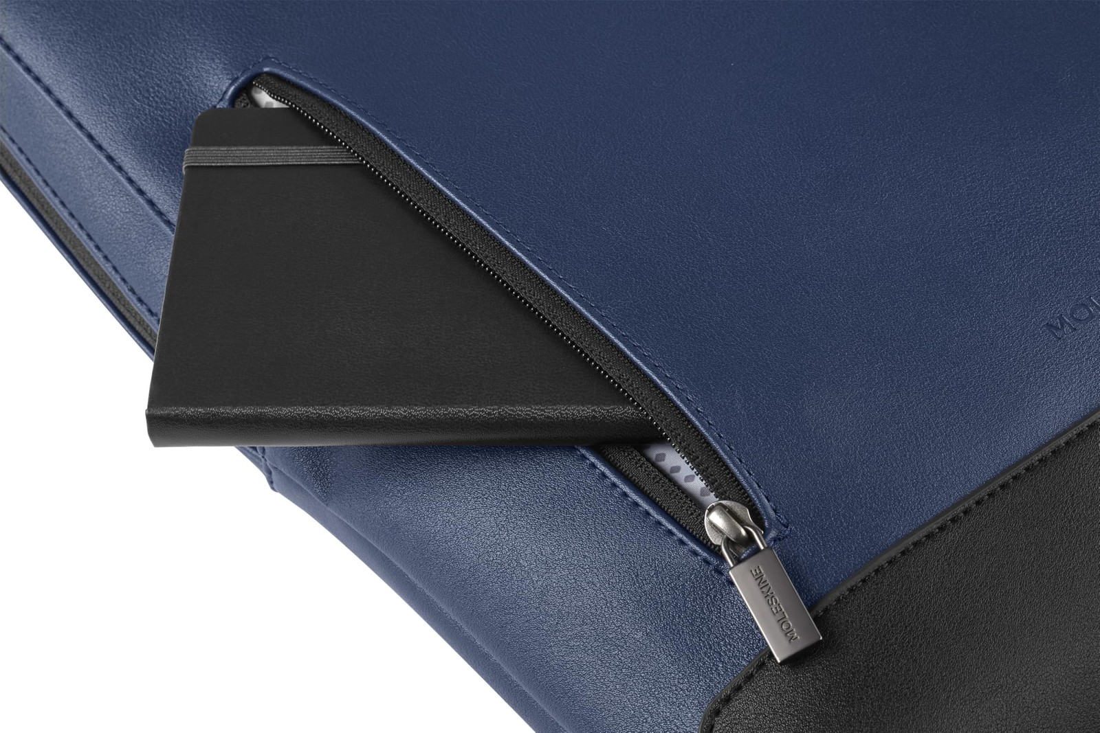 Moleskine Classic 2.0 Vertical 15″ Device Bag, Sapphire Blue