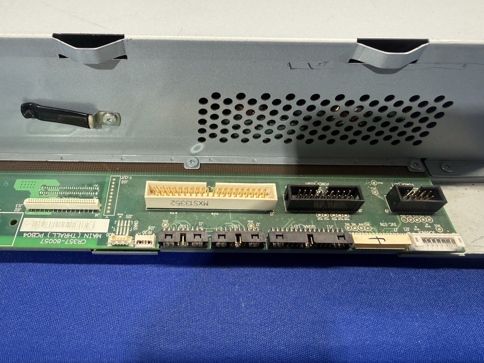 HP DesignJet T2500 E-Box CR357-80057 Main PCB, Formatter, PSU, Etc. – Powers On
