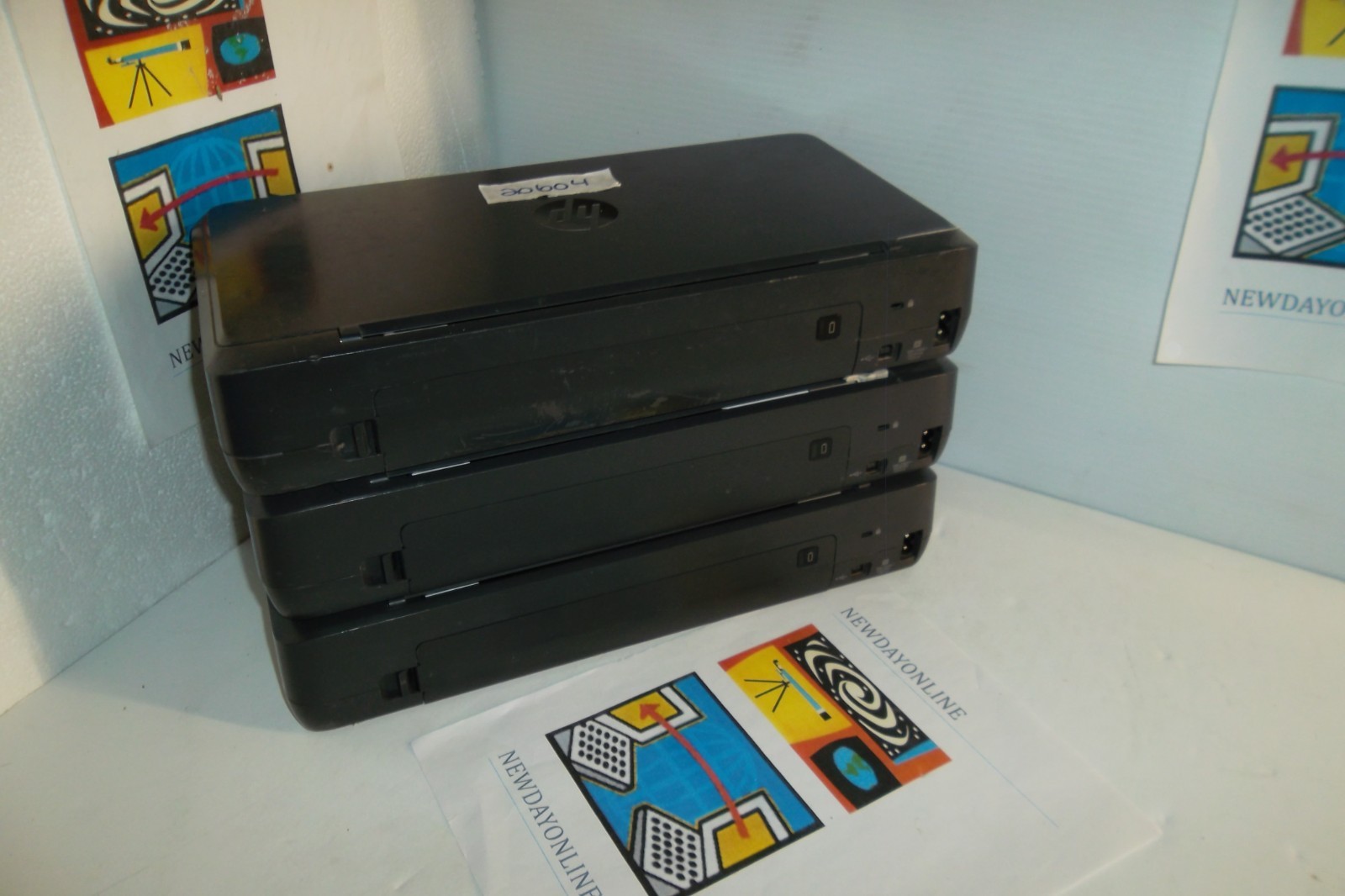 HP OfficeJet 200 Mobile Printer Wireless USB 2″ Color LCD CZ993A No Batt/Inks