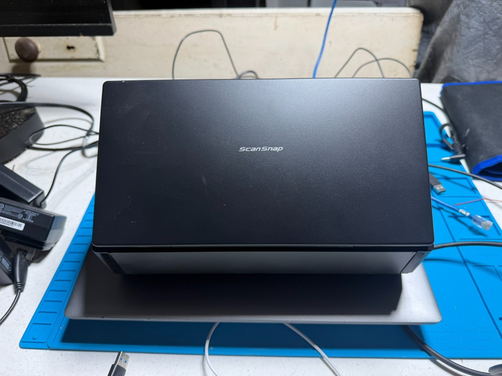 Fujitsu ScanSnap ix500 Wireless Document & Image Scanner with Power Supply & USB