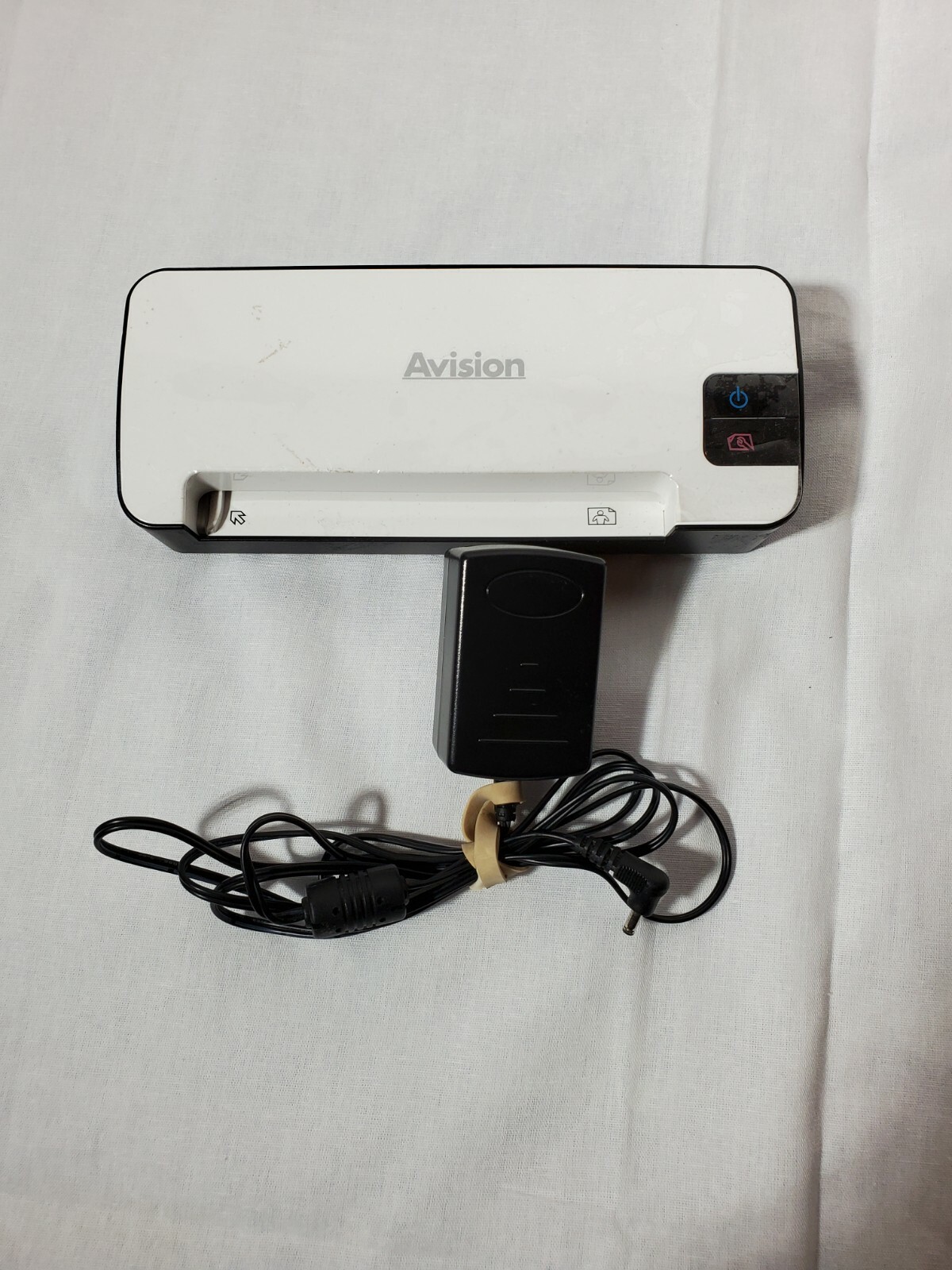 Avision IS15 Plus – 127 x 178 MM – 300 x 600 DPI 48 Bit 24 Bit(FS-1204B)w/manuel